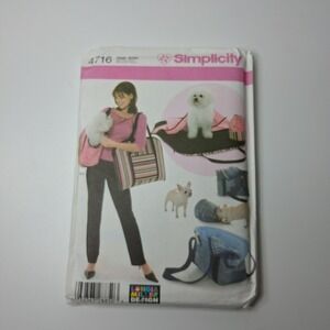 2004 Simplicity 4716‎ Pet Accessories Bag Carry Bed Treat Bag sewing pattern